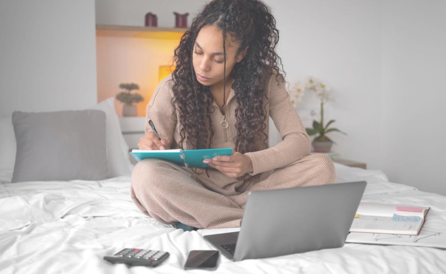 Analyse de documents financiers et tableaux de bord stratégiques